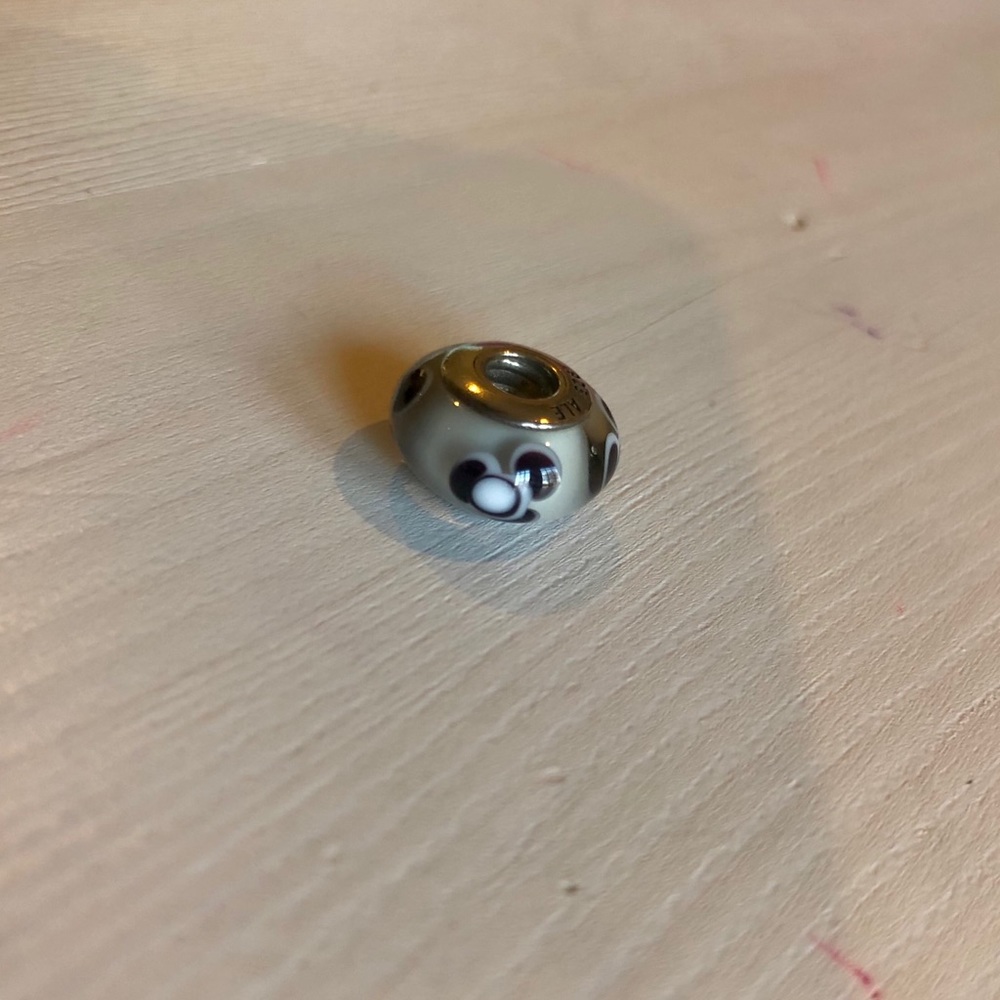 Pandora Purple Flower Glads Bead